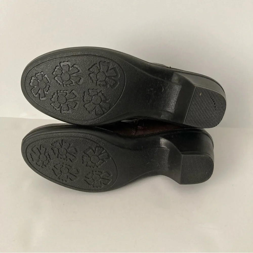 Easy Street Boots | Size 8